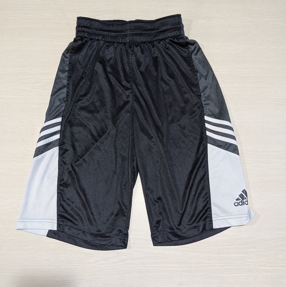 Adidas black and white basketball shorts mens sz S